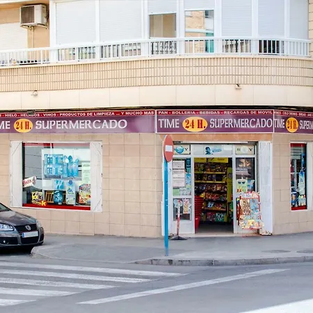 Apollo Del Mar 아파트